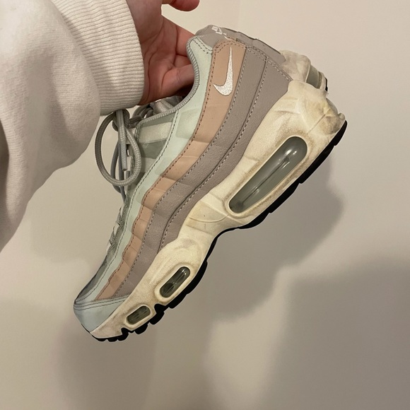 Women’s Nike Air Max 95 Moon Particle Size US 7 - Picture 6 of 6